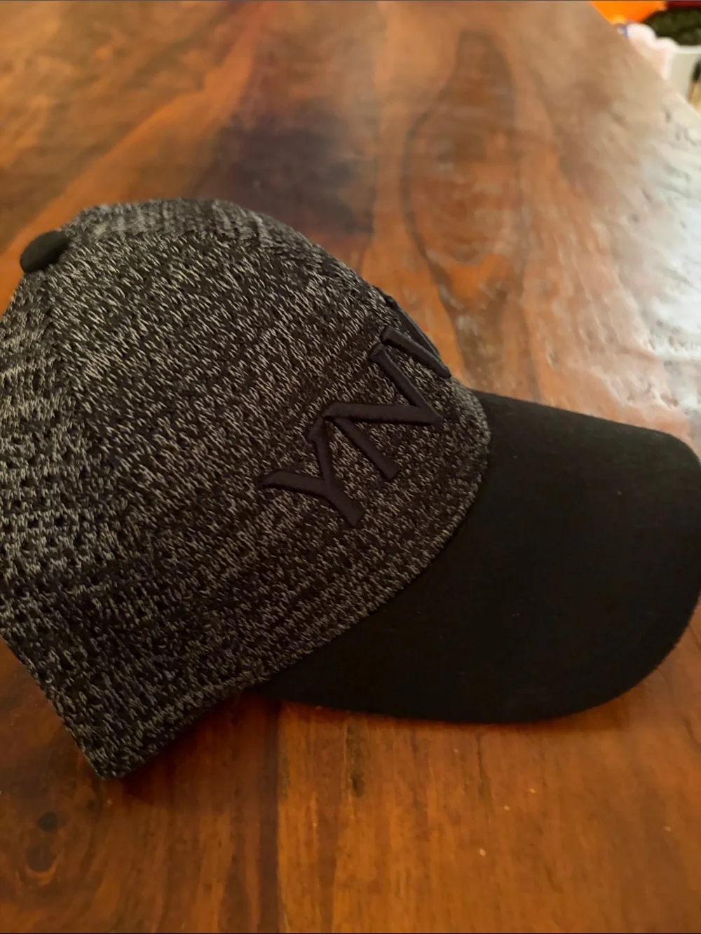 Liverpool YNWA New Balance Black & Gray Knit Baseball Cap